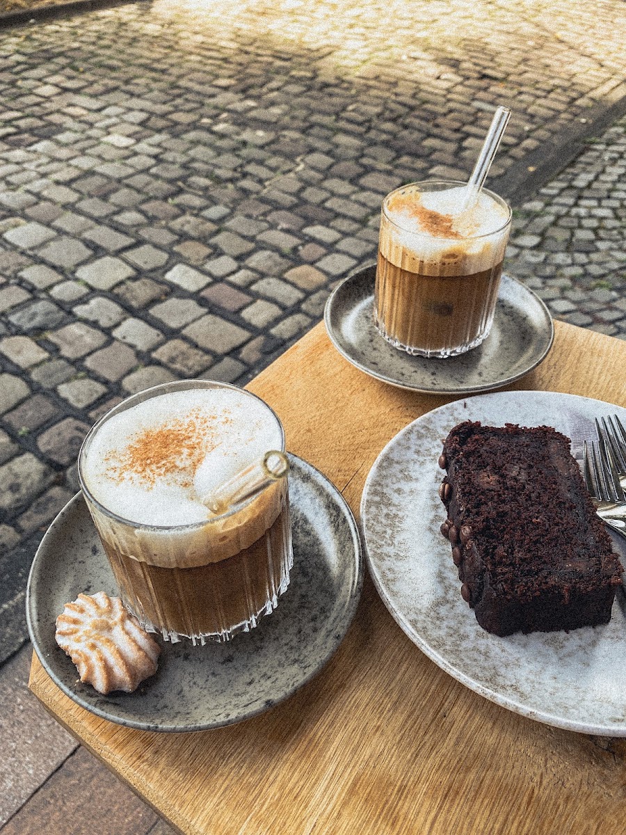 9. Yuli - Happy Coffee House-Paderborn - 9