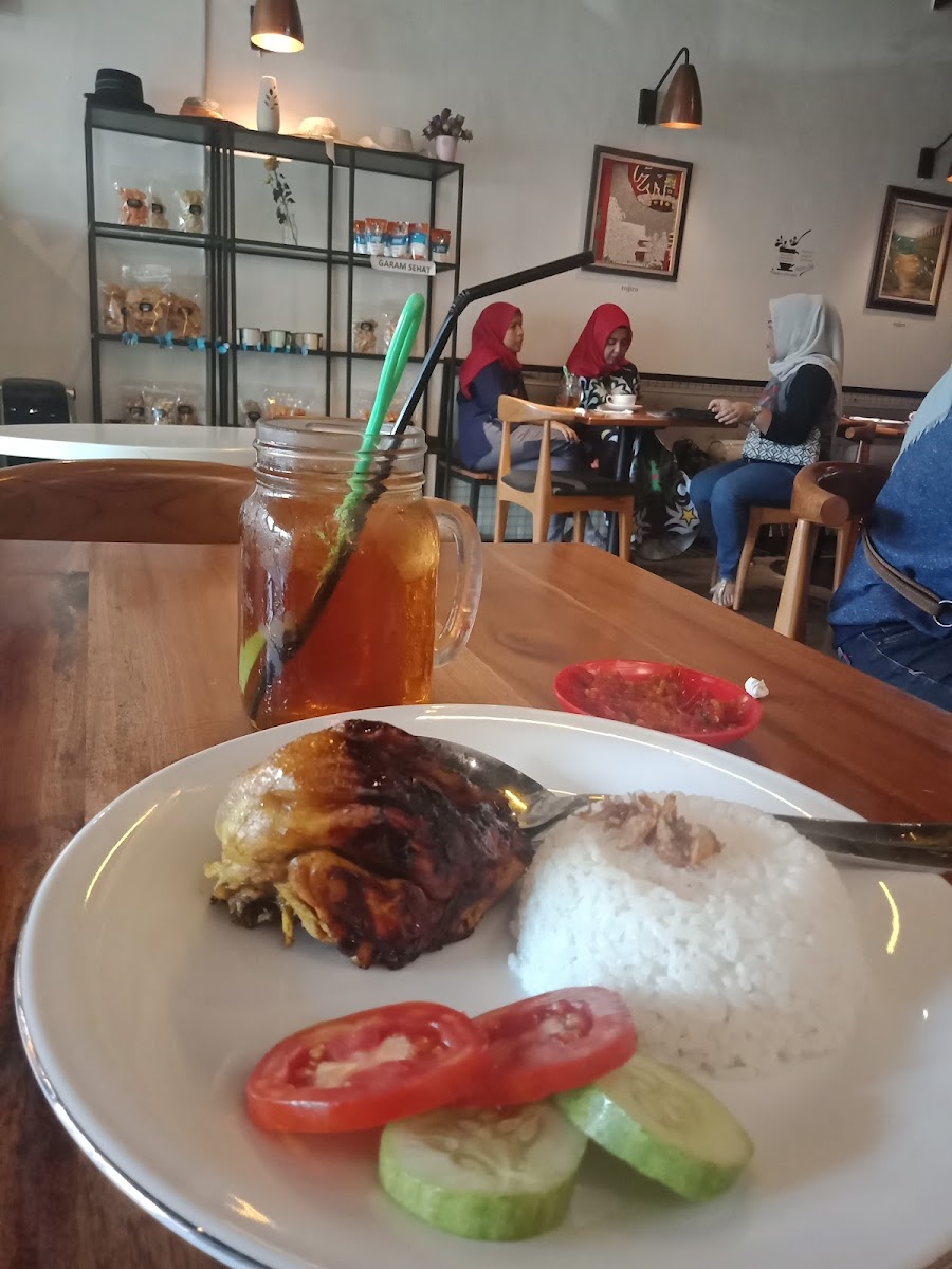 Rojiro Coffe And Resto - 7