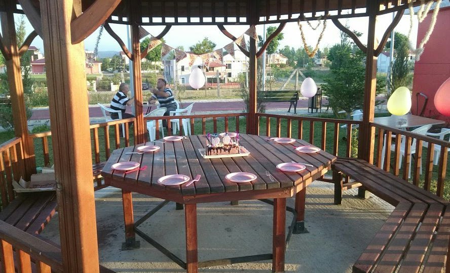 yalı cafe aile çay bahçesi
