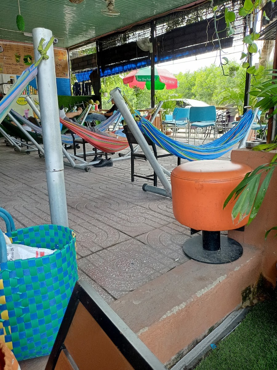 Cafe võng Quỳnh Lưu - 4