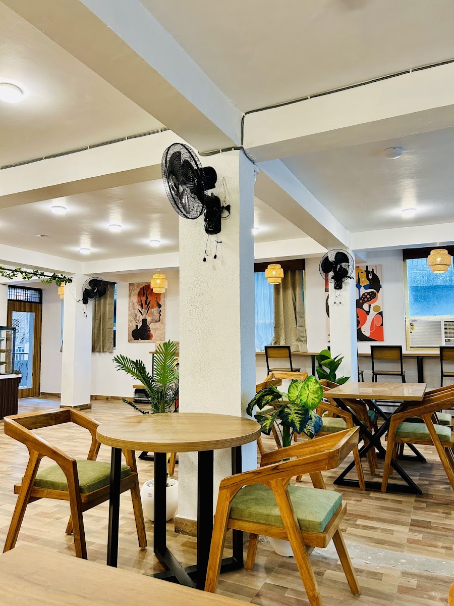 Absolute Cafe & Co. - 8