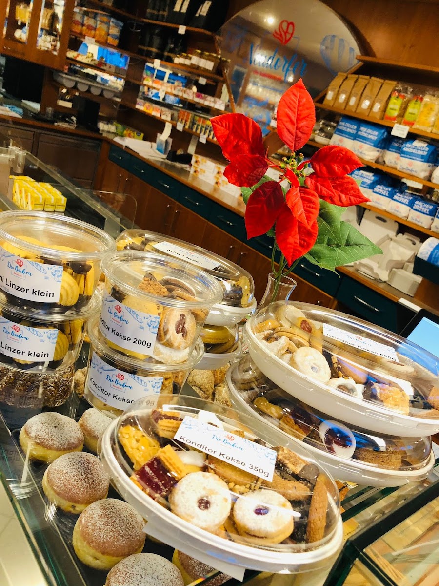 Café Bäckerei Neudorfer - Attnang Puchheim - 10