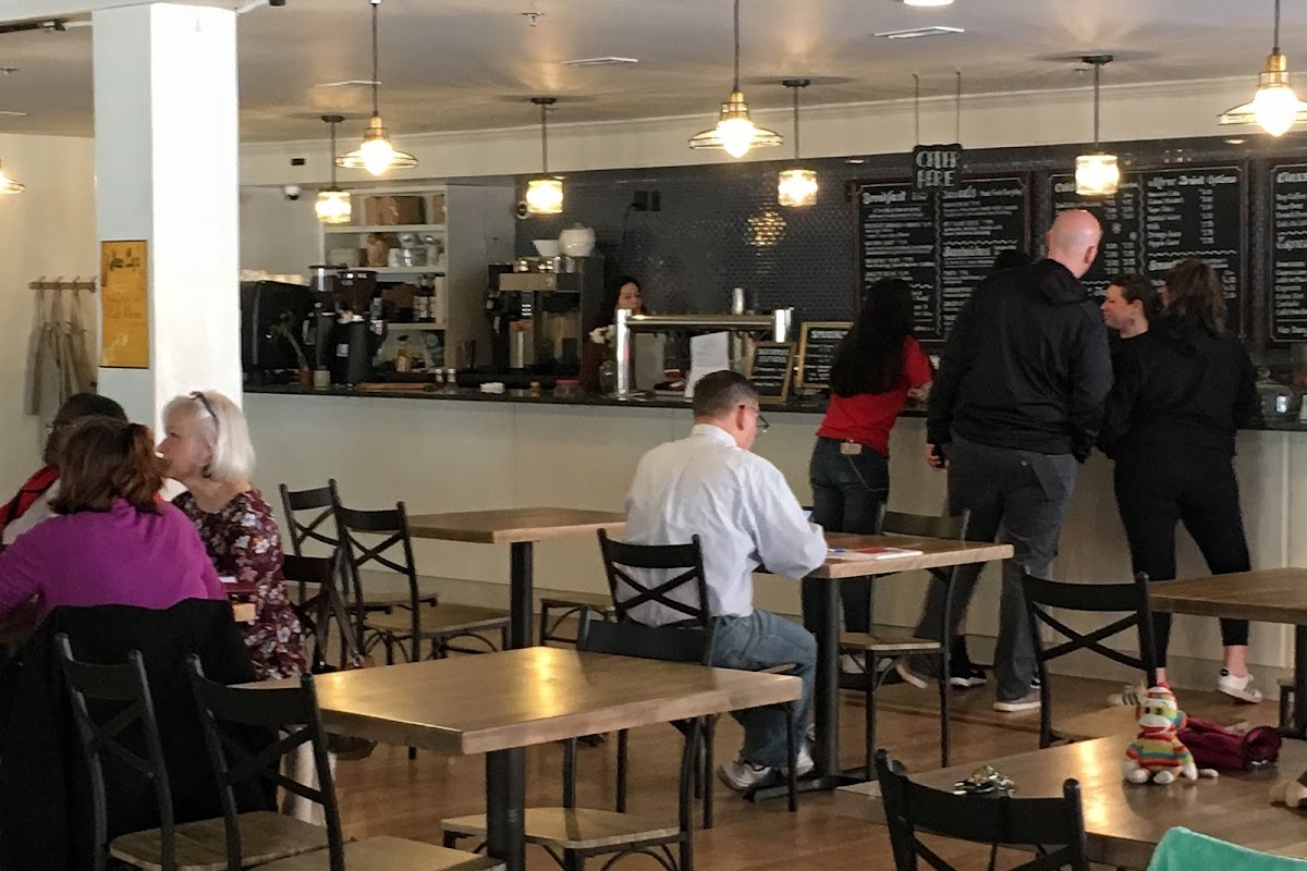 Café Revive - 4