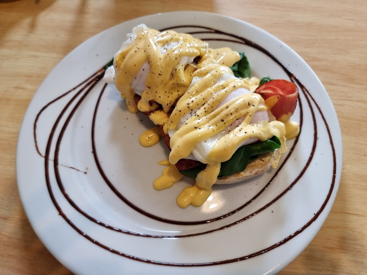 Sneaky Beach Cafe - 2