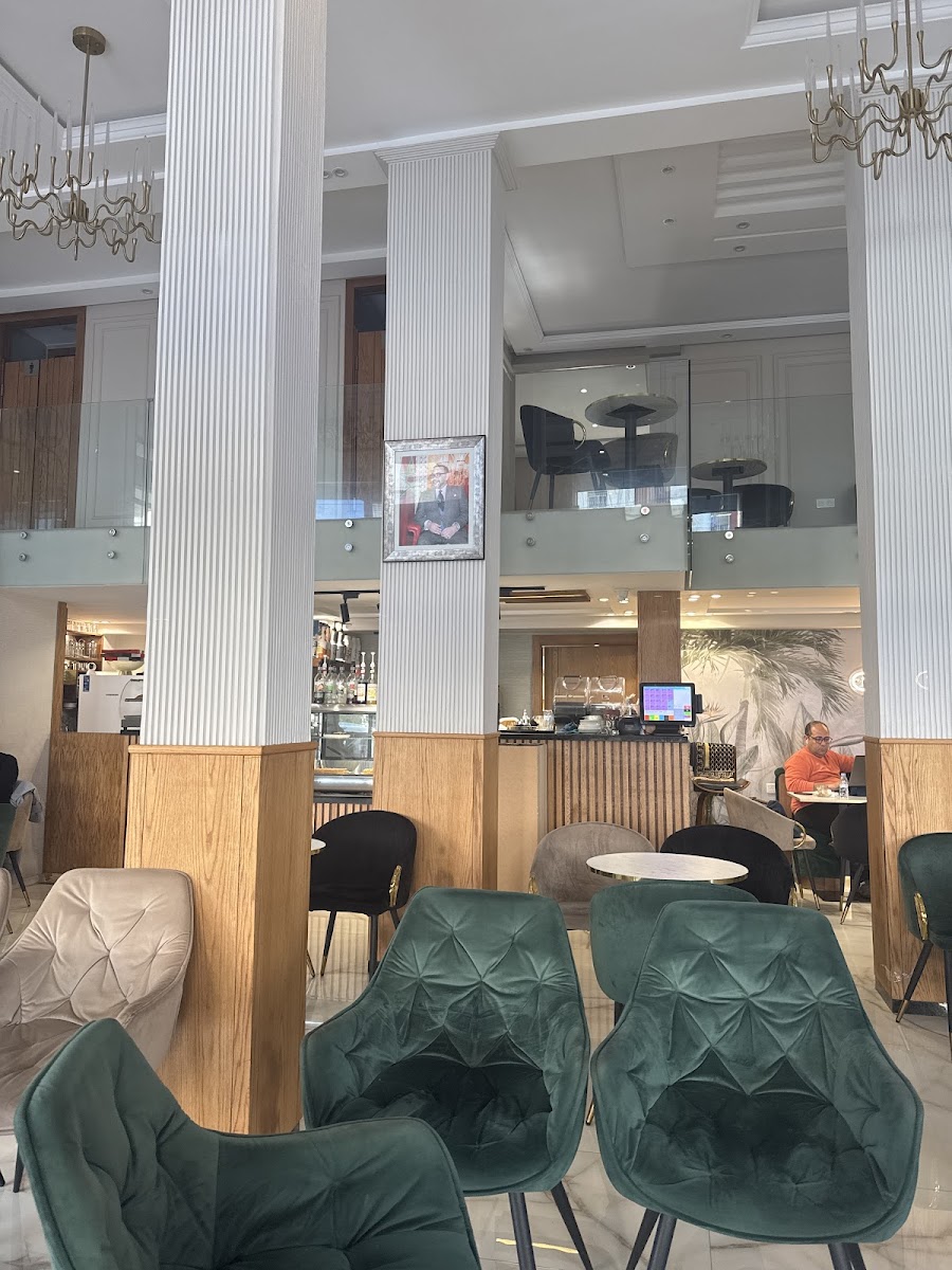 Banyan Cafe Restaurant - 4