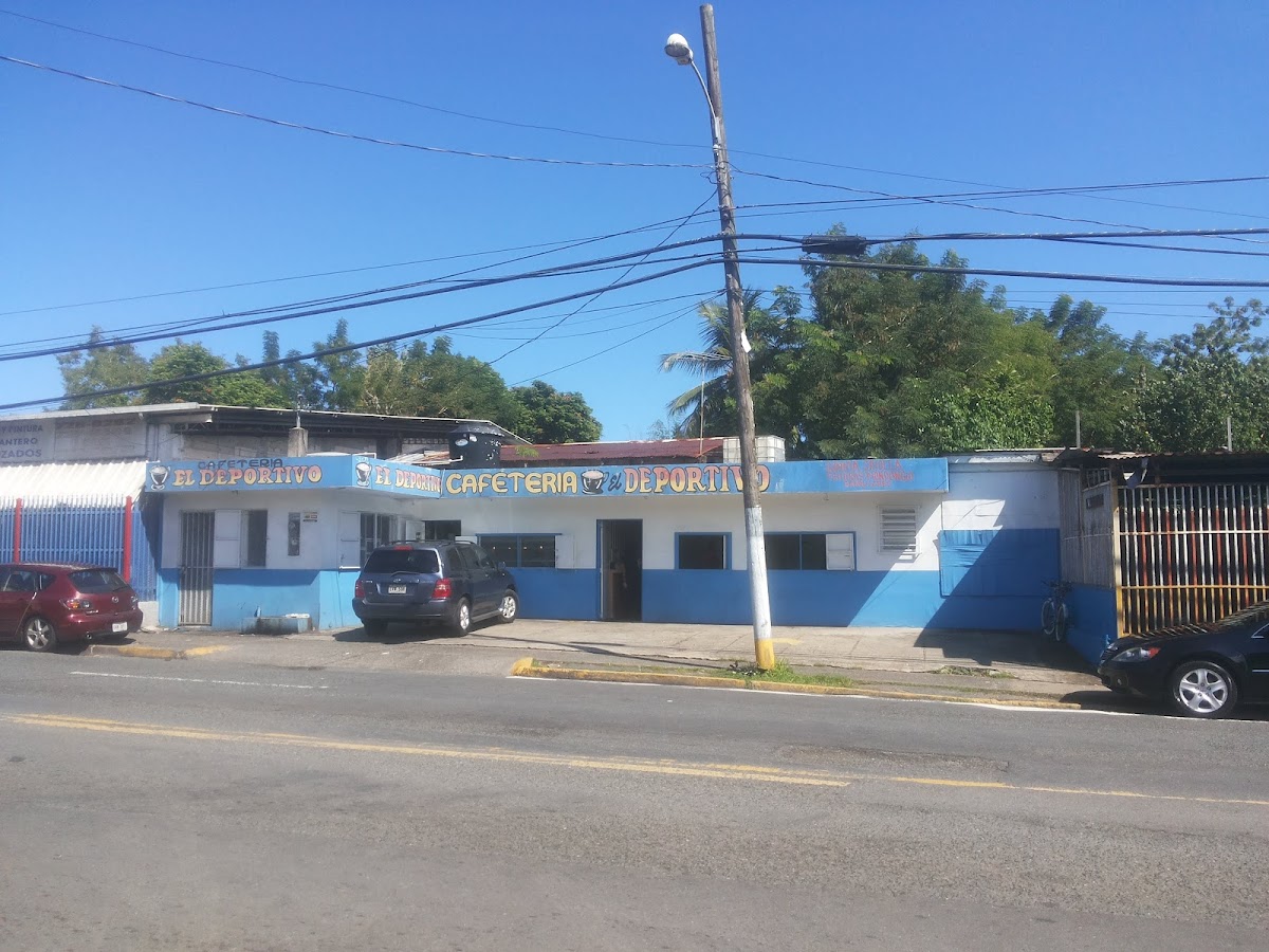 Cafetería El Deportivo - 2
