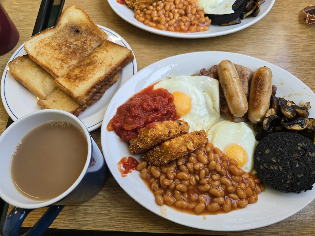 Heath Hill Café, Bostin Fittle - 2