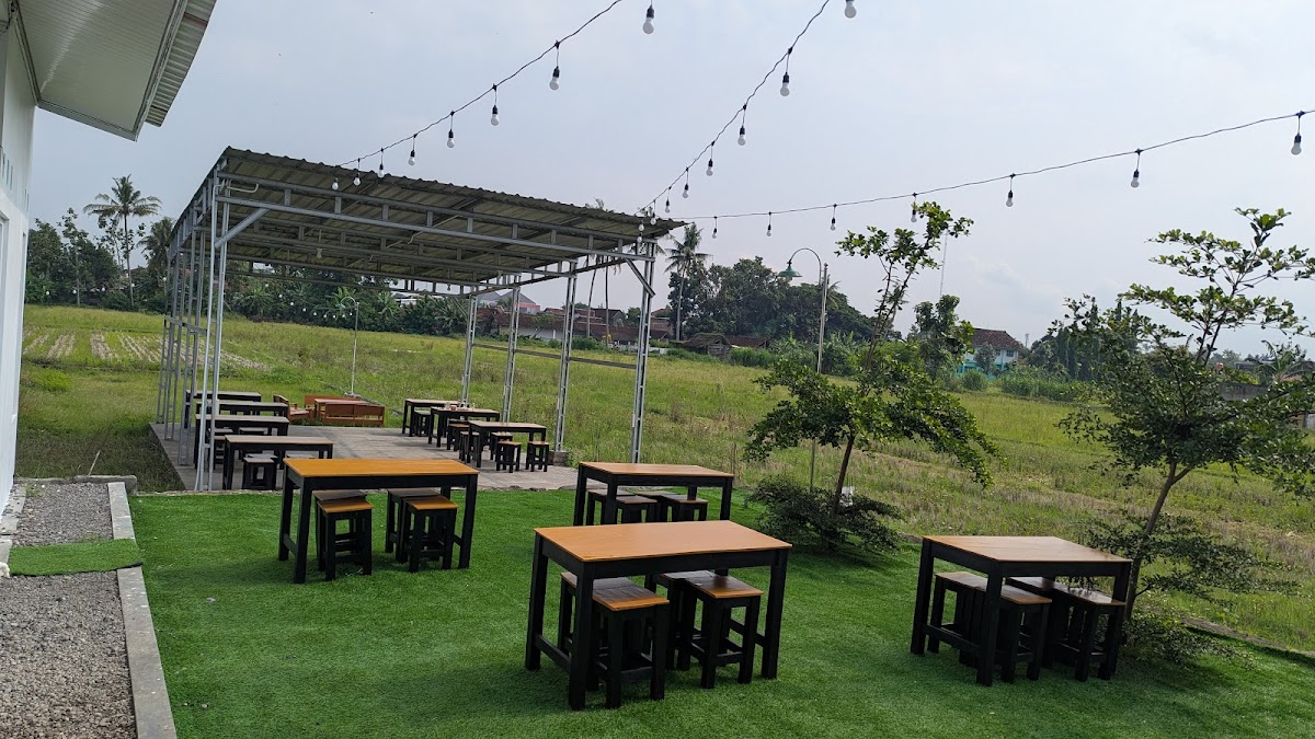 Rawon Suroboyo, Pecel Madiun & Kopi 'Dsawah Bantul'