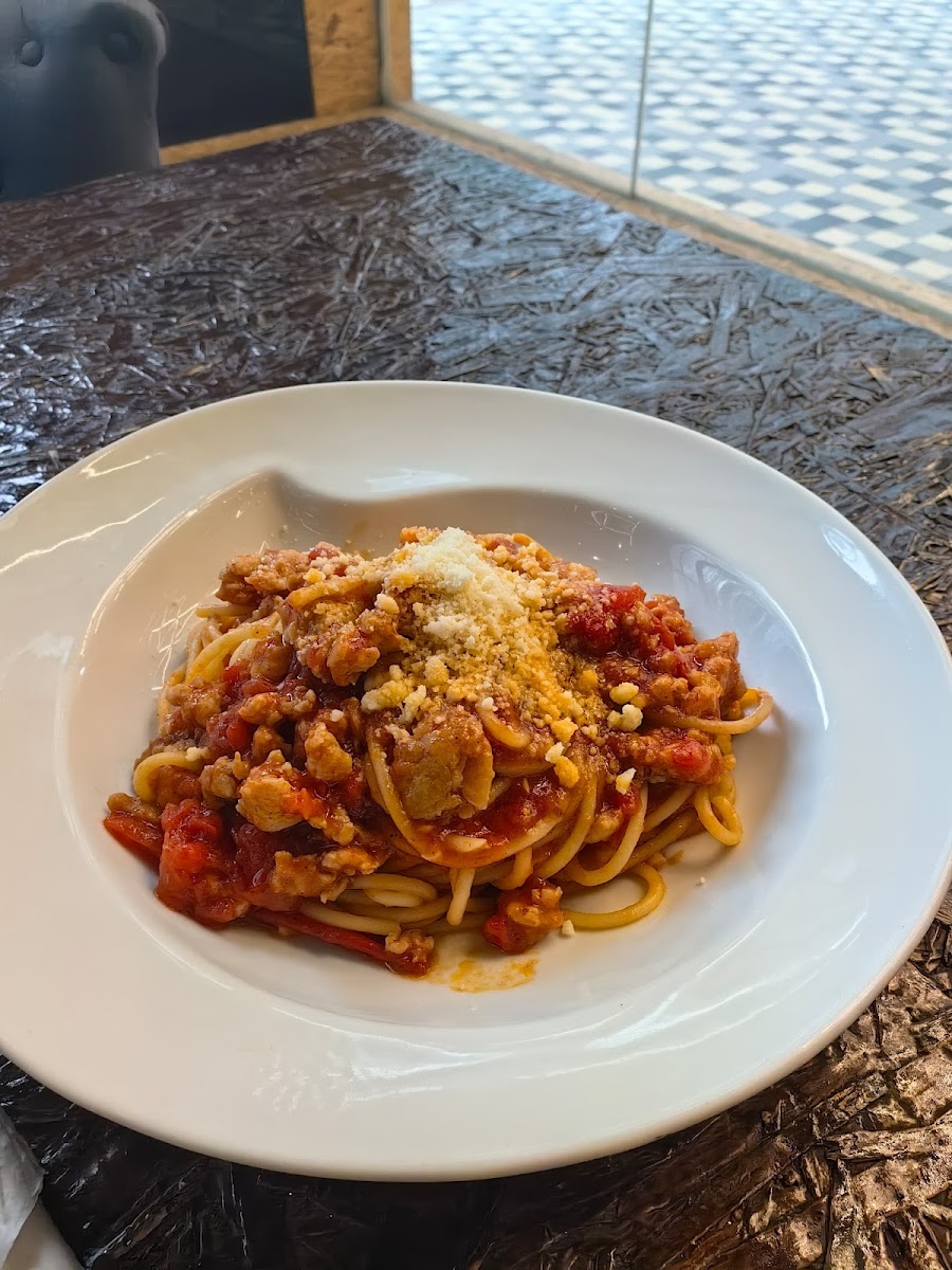 Ara D Cafe & Restaurant - 2