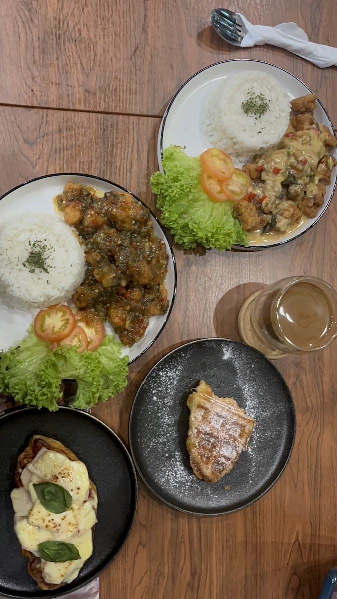 Han’s by the Road - 7