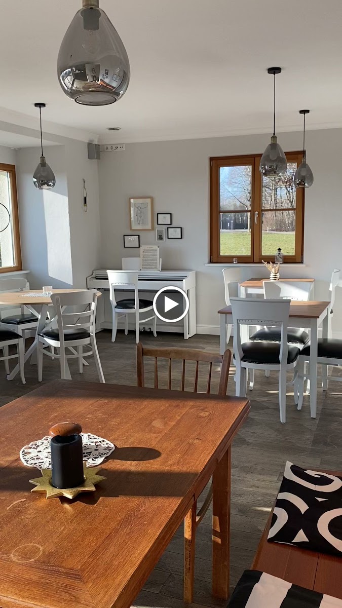 Schillers Café und Garten - 2