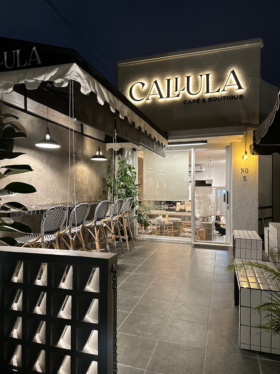 Callula café and boutique