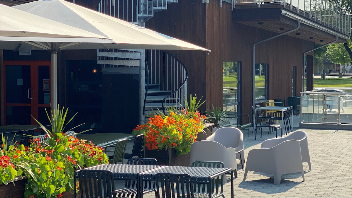 Husly Kafe & Catering AS