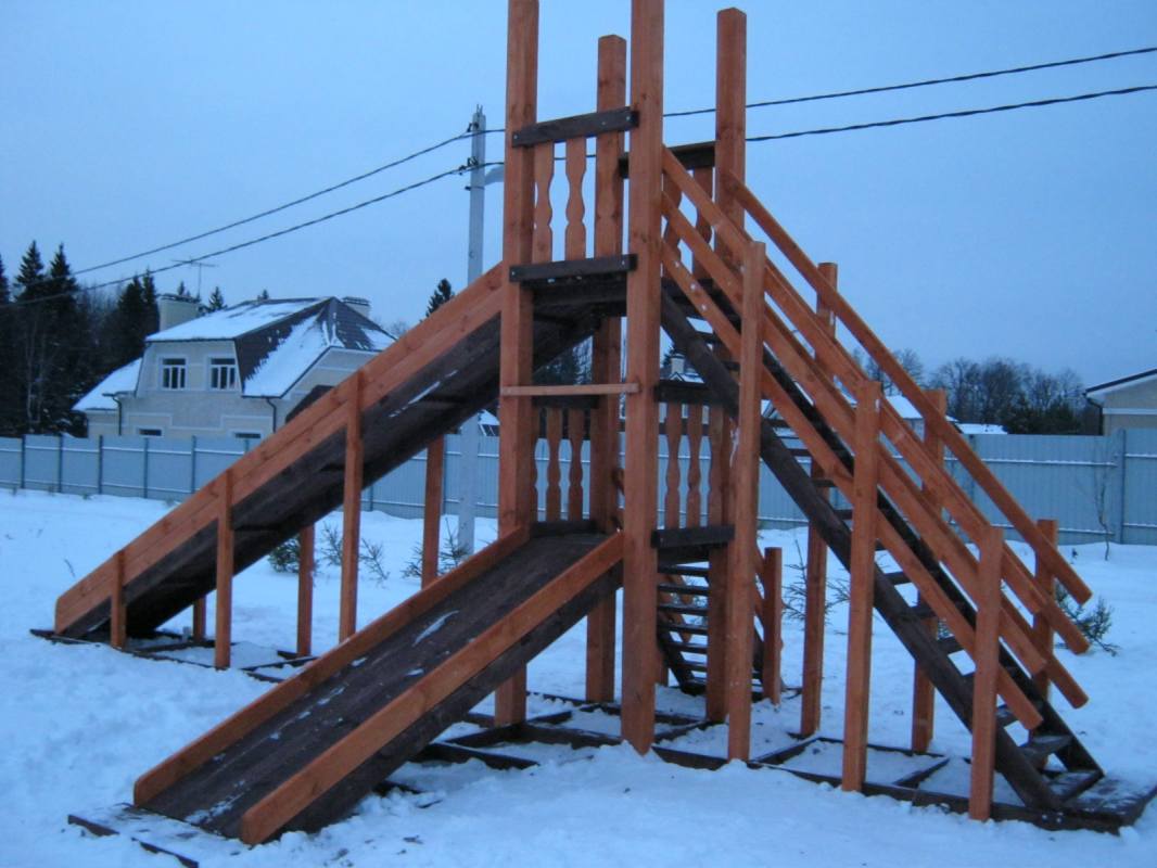 ' Ostrov Razlivnykh Napitkov '