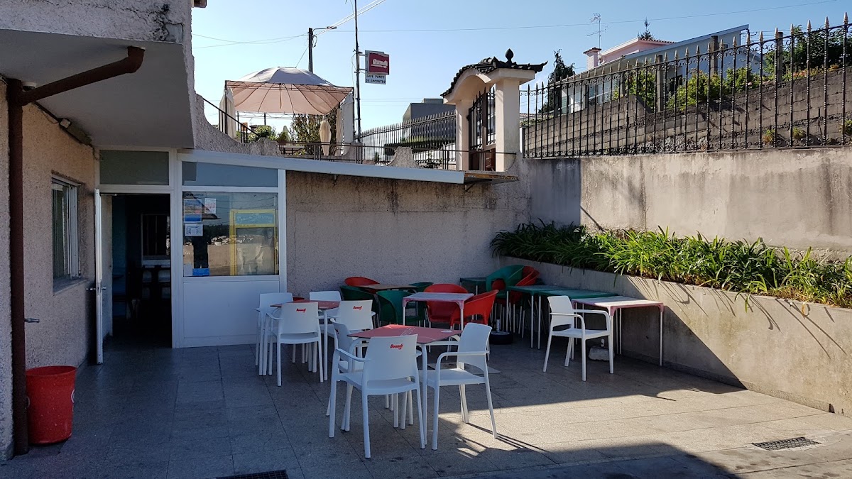 Café Ponto de Encontro e Snooker