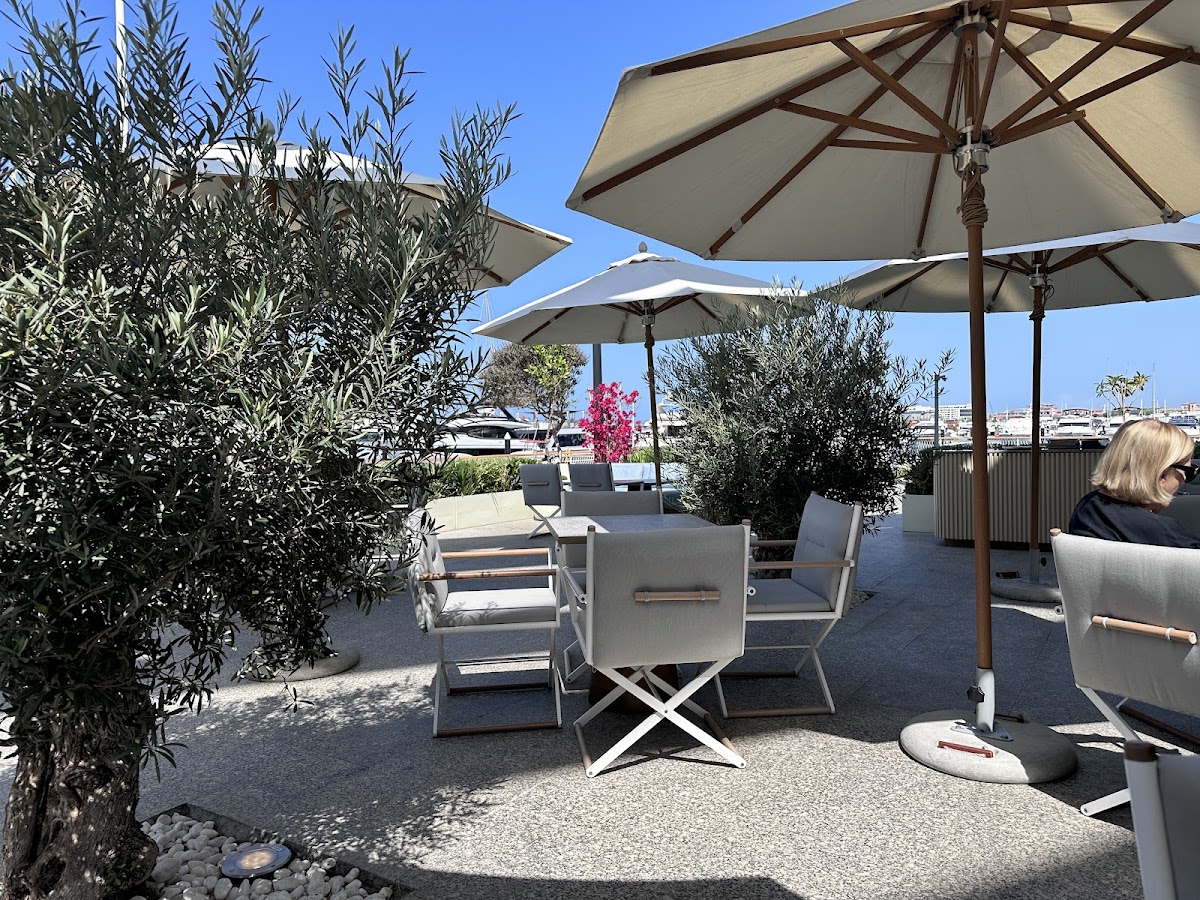 DELIZIE CAFFE GOURMET