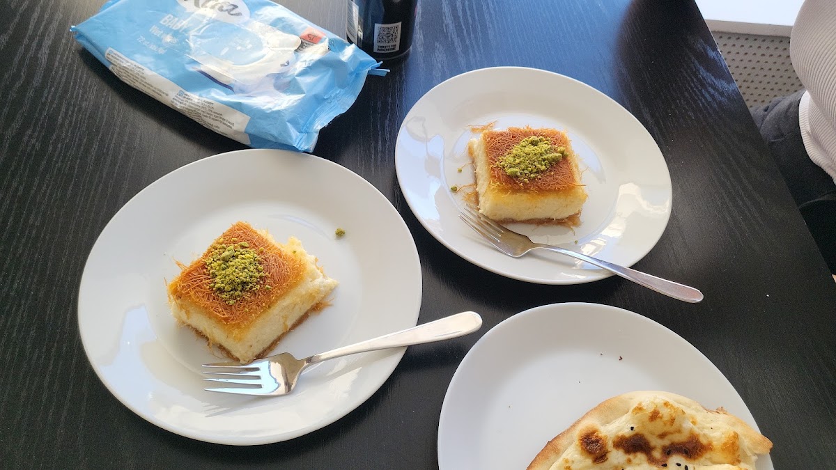 Hem Baklava