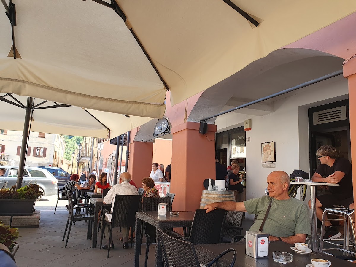 Drago's Cafè di Dragotta Alex