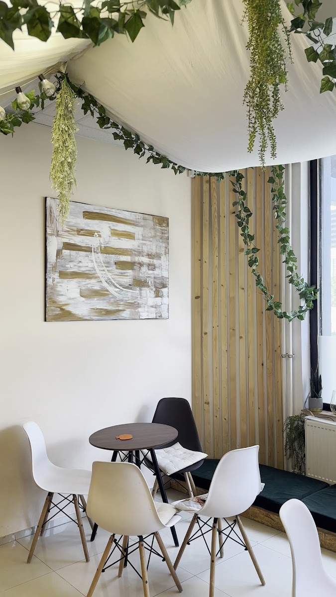 Dog Bar & Lounge & DOGBARBERS- Psia škôlka a Kaviareň