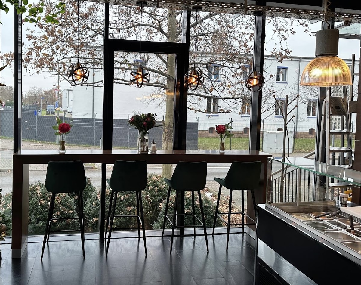 Beyo’s Café & Snacks