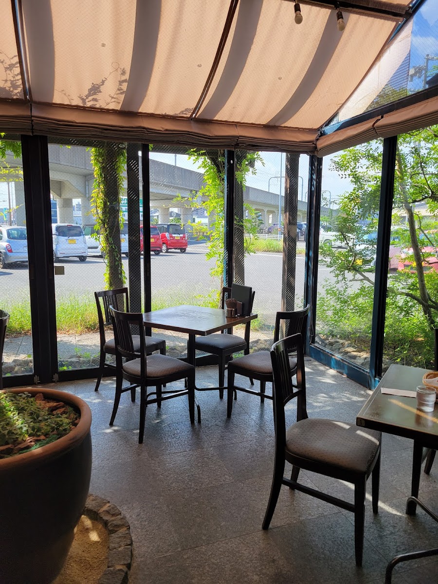 Silvia Coffee Tsushima - 3