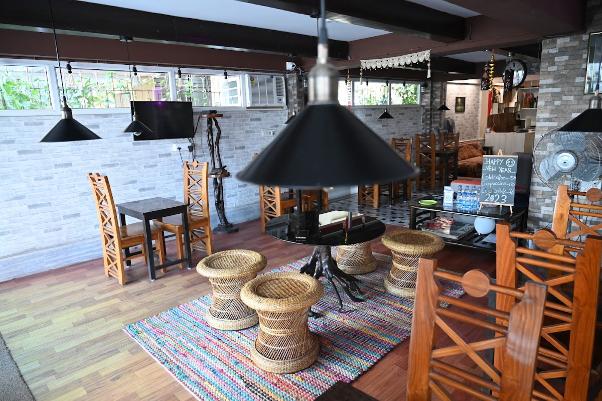 Sonali's Boutique Cafe