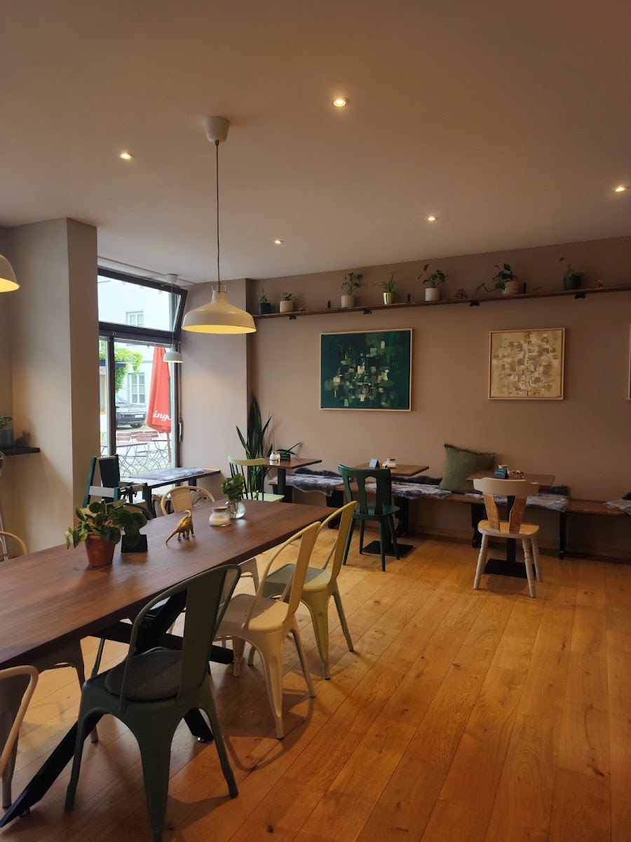 Herbivora - Plant-based bakery & café