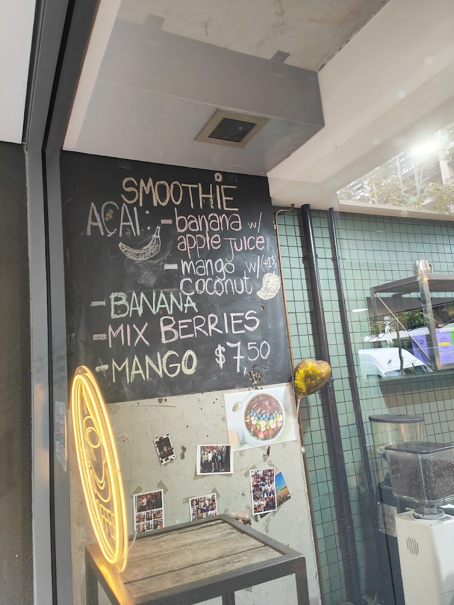 The Deli Cafe, Mascot - 3