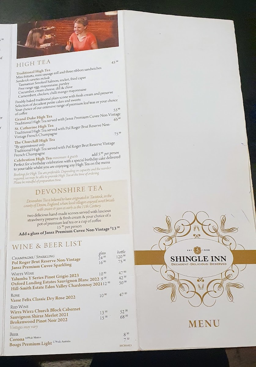 Shingle Inn City Hall - 5