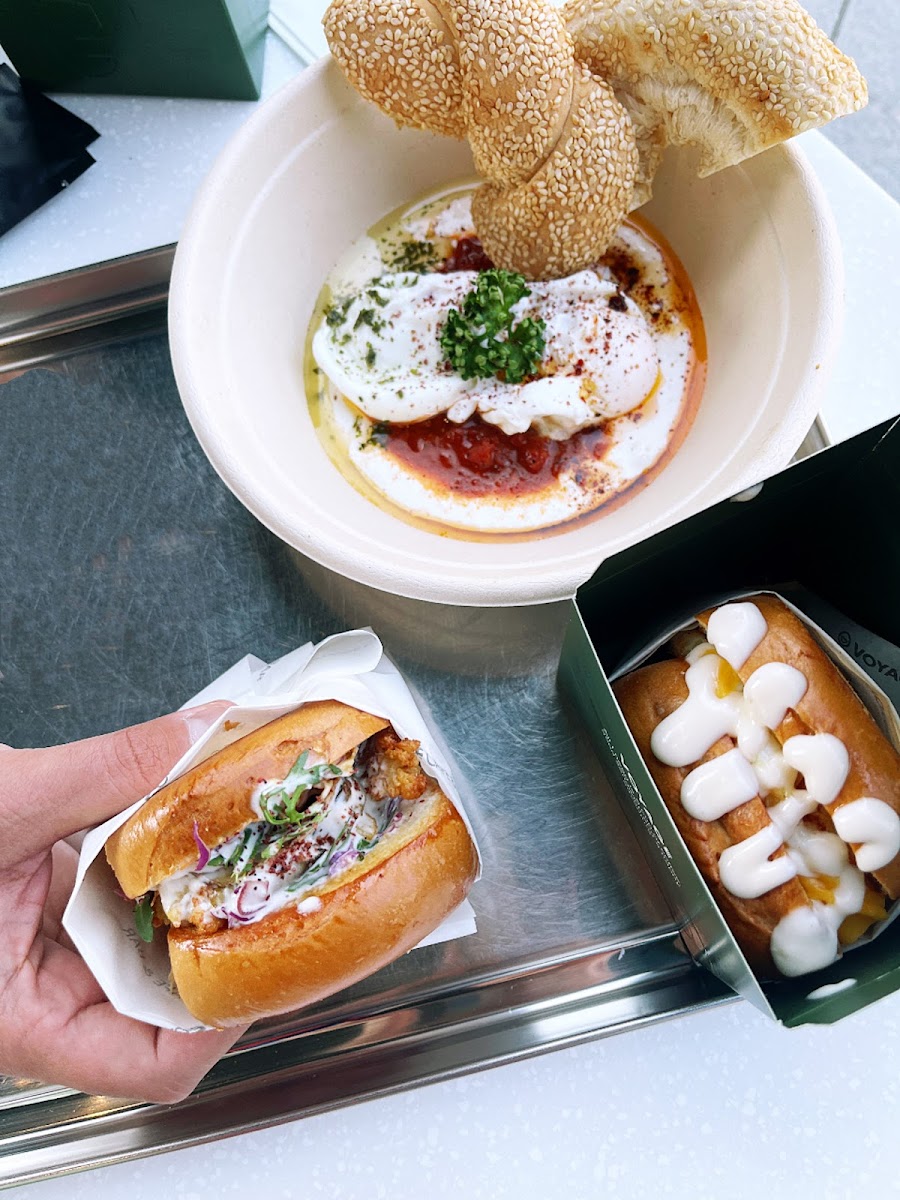 Voyage Cafe & Bar - 3