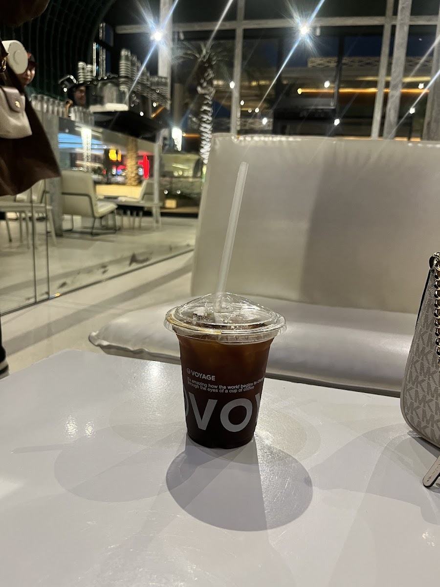 Voyage Cafe & Bar - 5