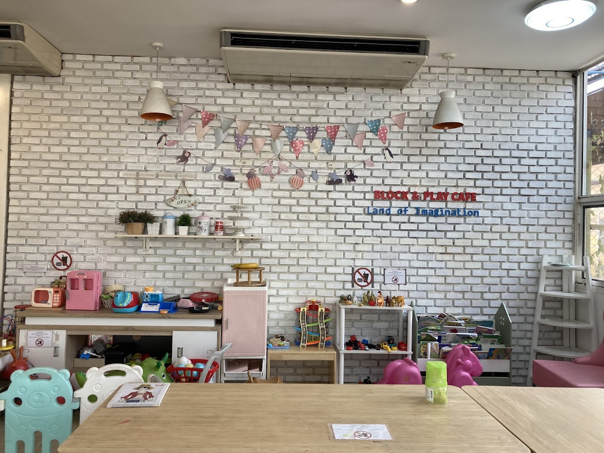 BLOCK & PLAY Cafe Chiang Mai
