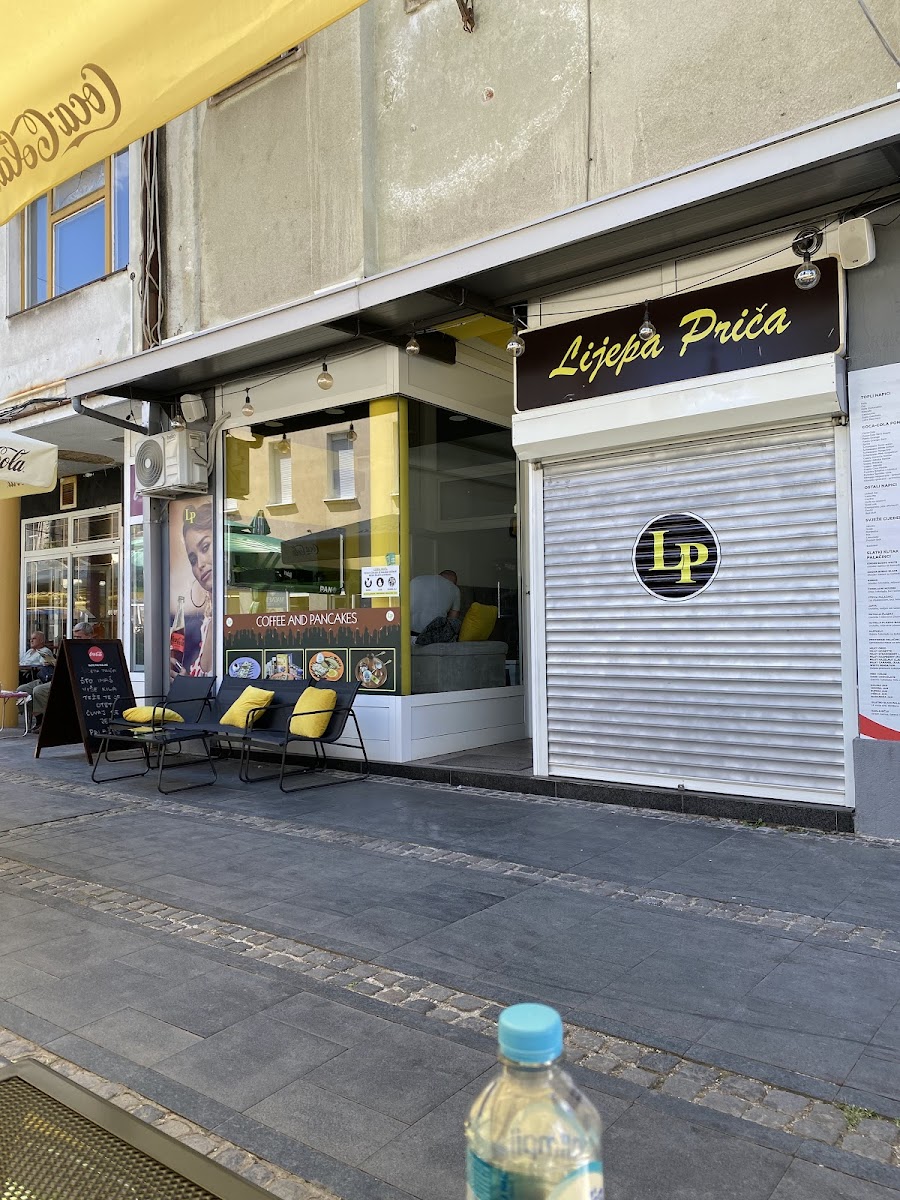 'Lijepa priča' caffeteria/palačinkara