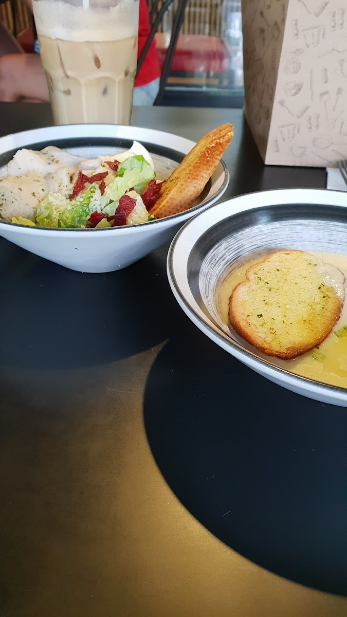 Delico Cafe & Bakery - Menara Anugrah - 9