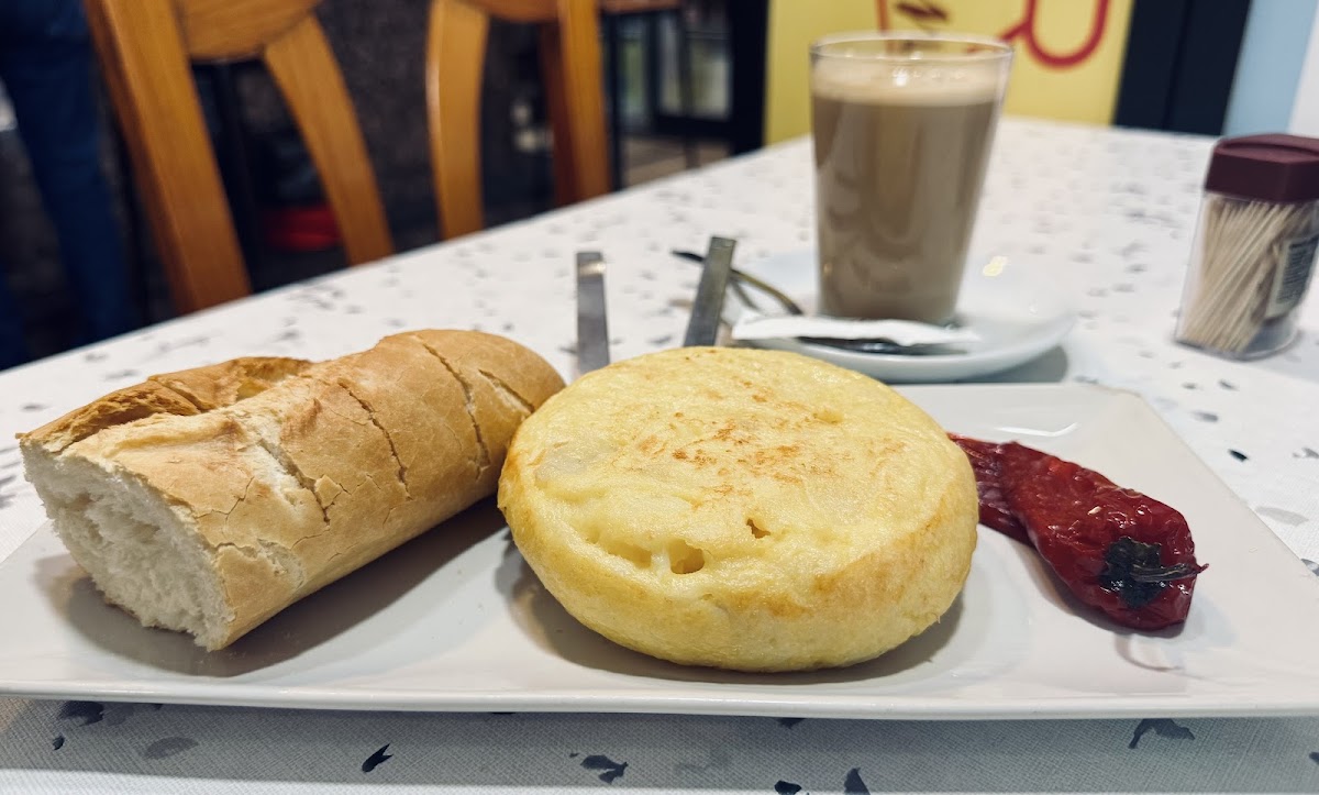 Bar Zahara Cafetería