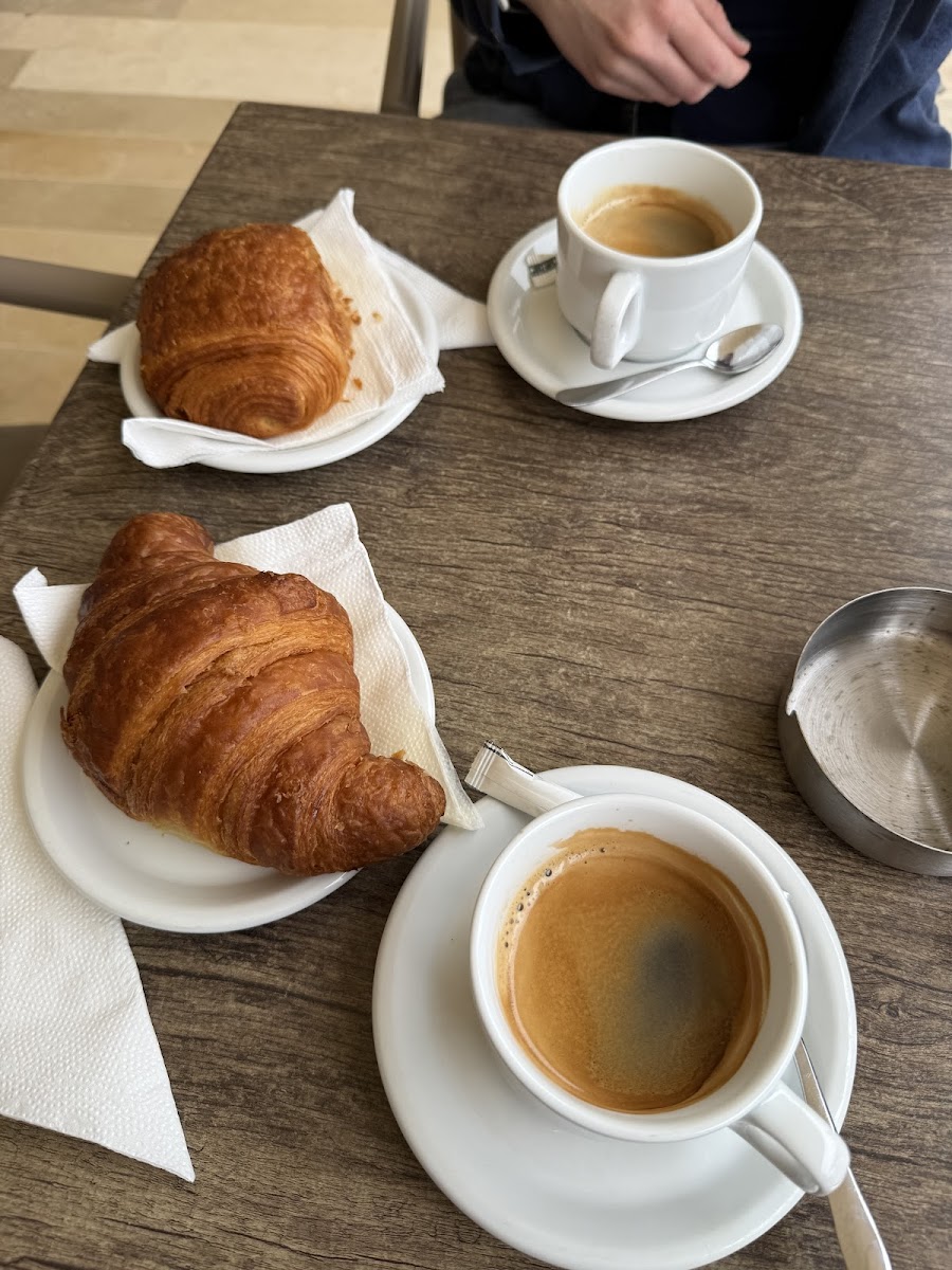 Uranium Café d'art - 2