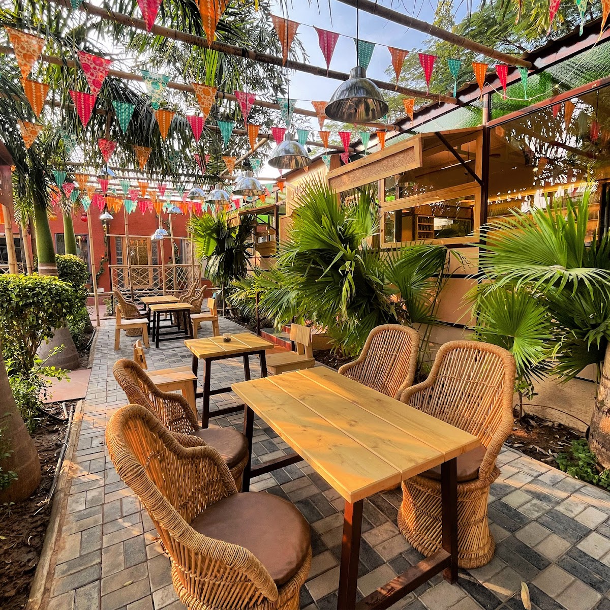 Jugmug Thela - Ahmedabad