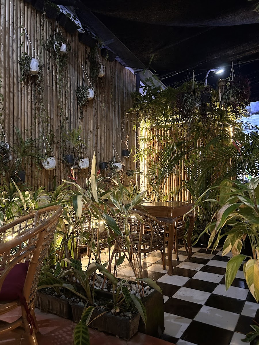 Indogenous: Conscious Comfort Café - 8