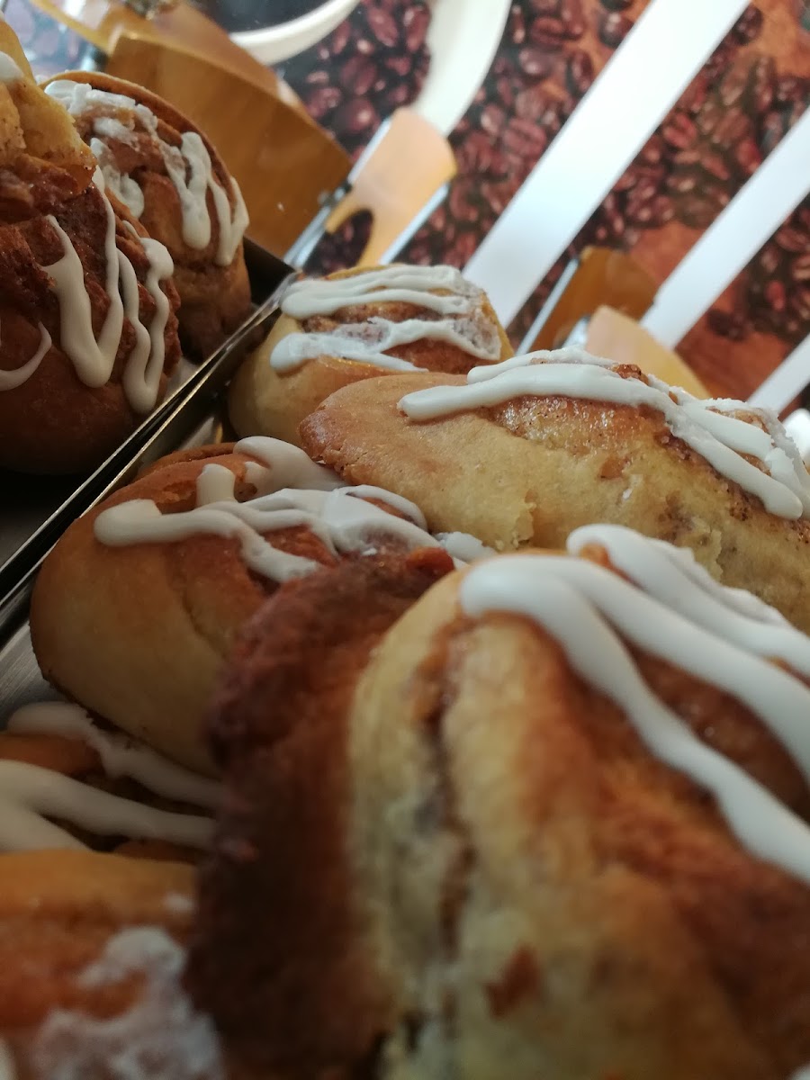 Cinnamon Cafeteria - 6