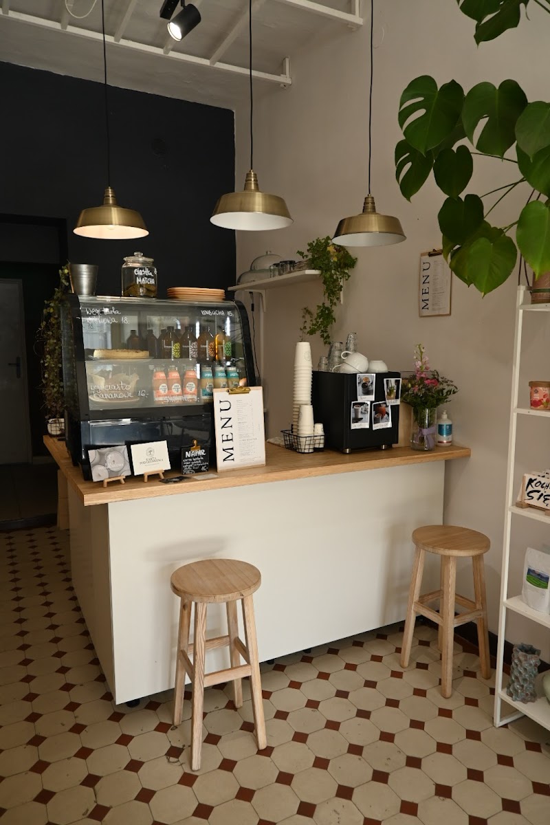 NihilNovi - artisan shop & café