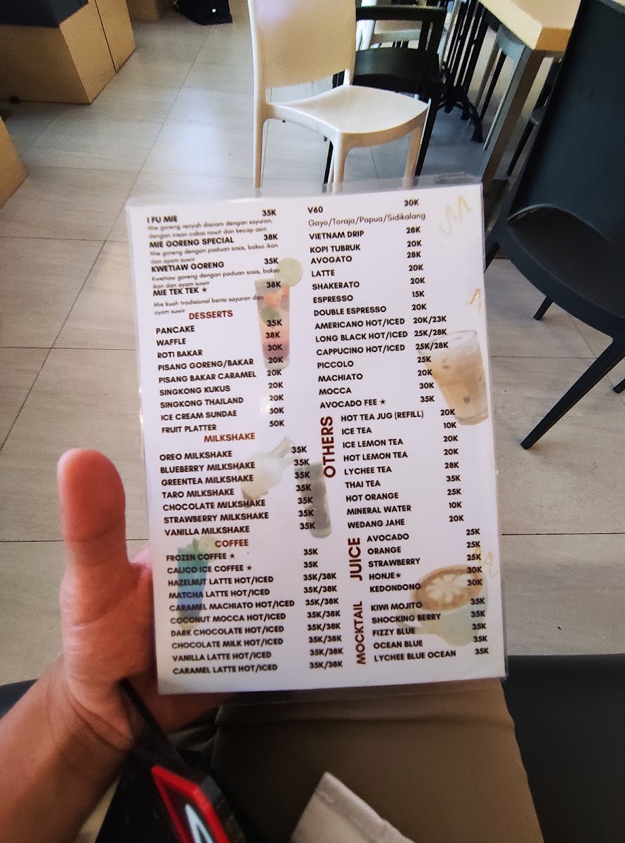 Calico Cafe & Resto - 5