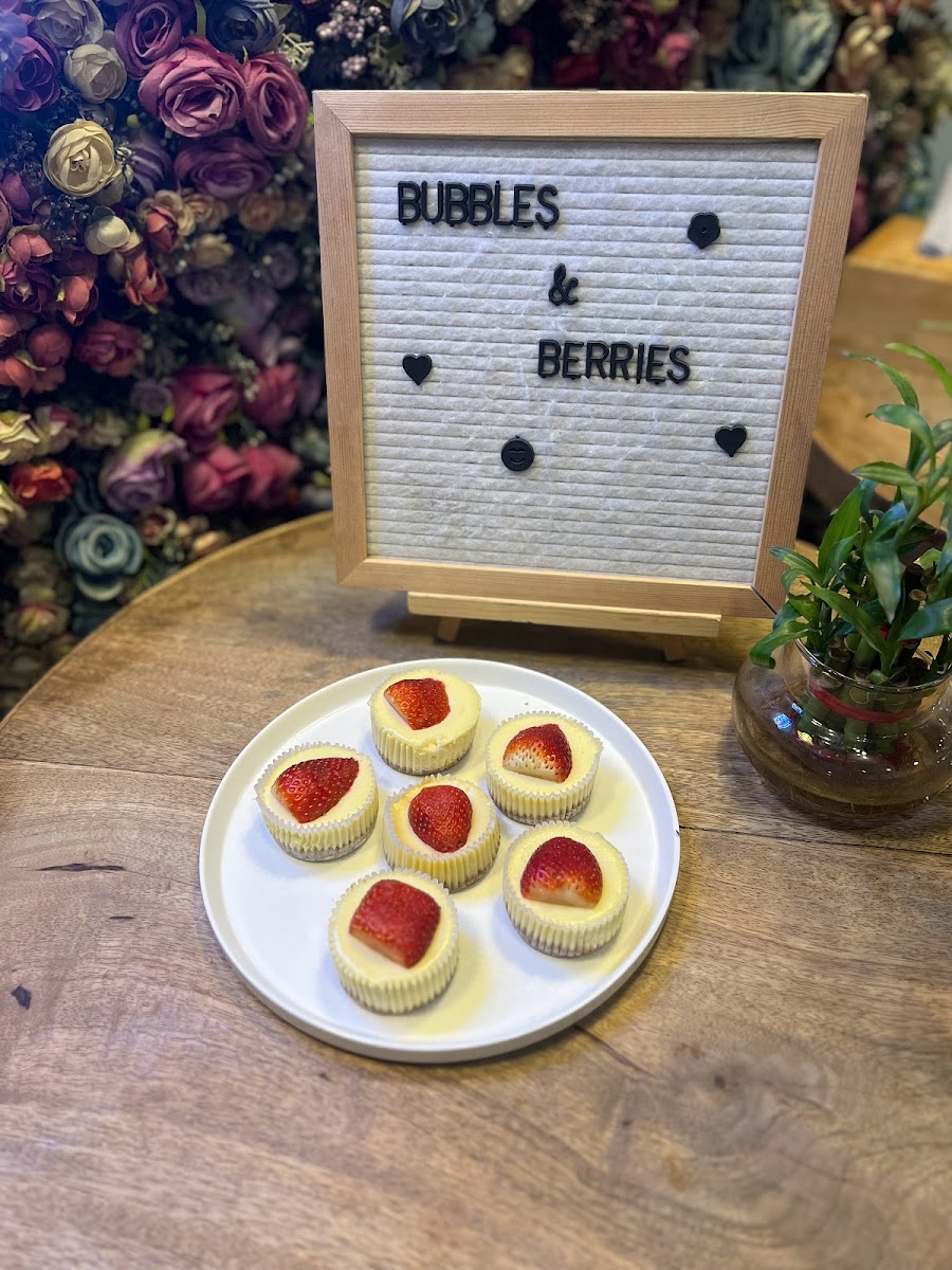 Bubbles & Berries - 3