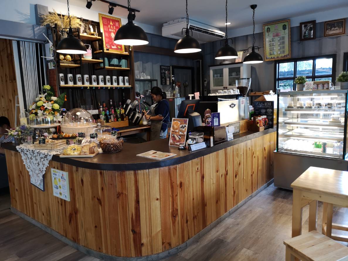 High Trees Café & Bistro