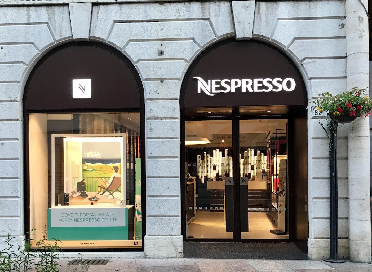 Boutique Nespresso Como