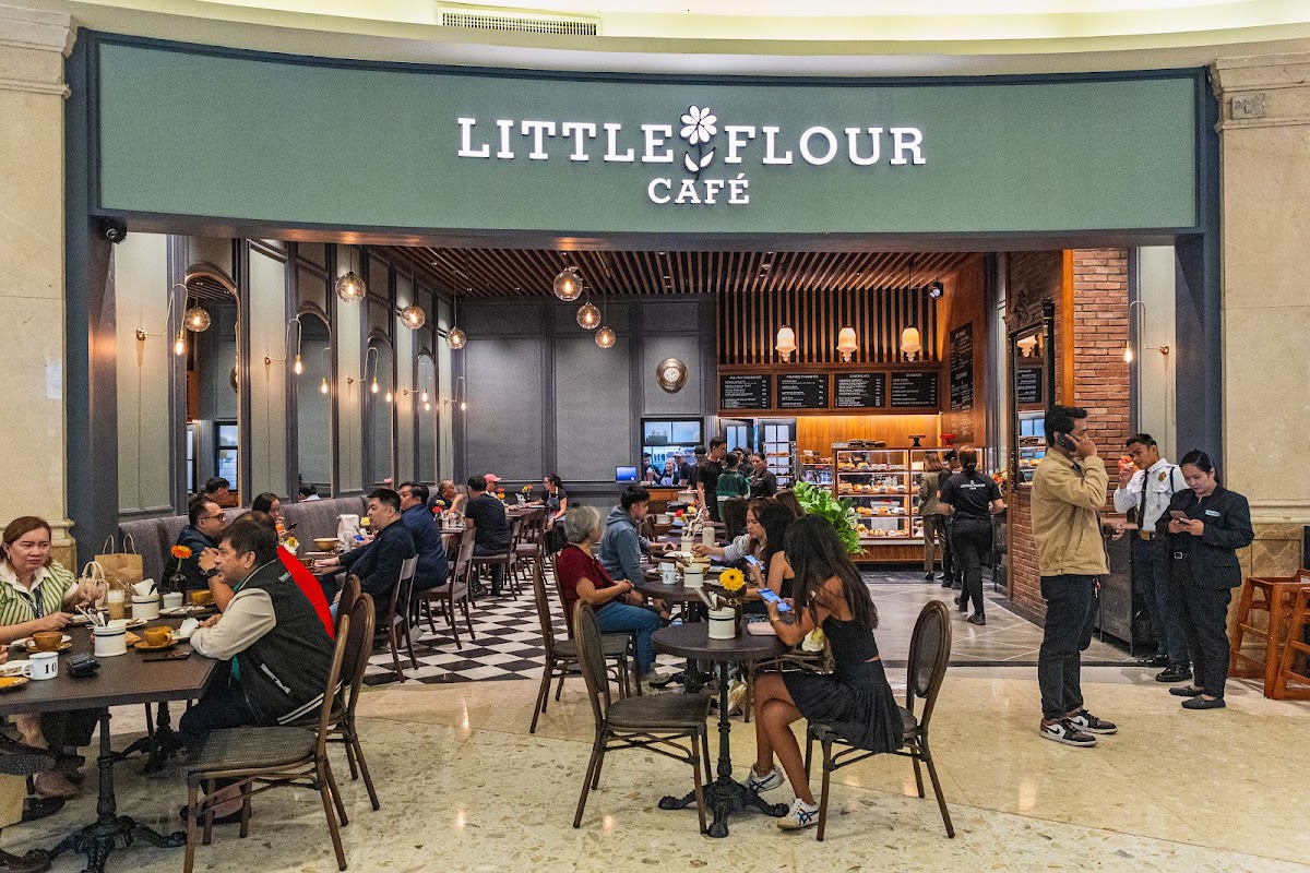 Little Flour Café - Newport World Resorts