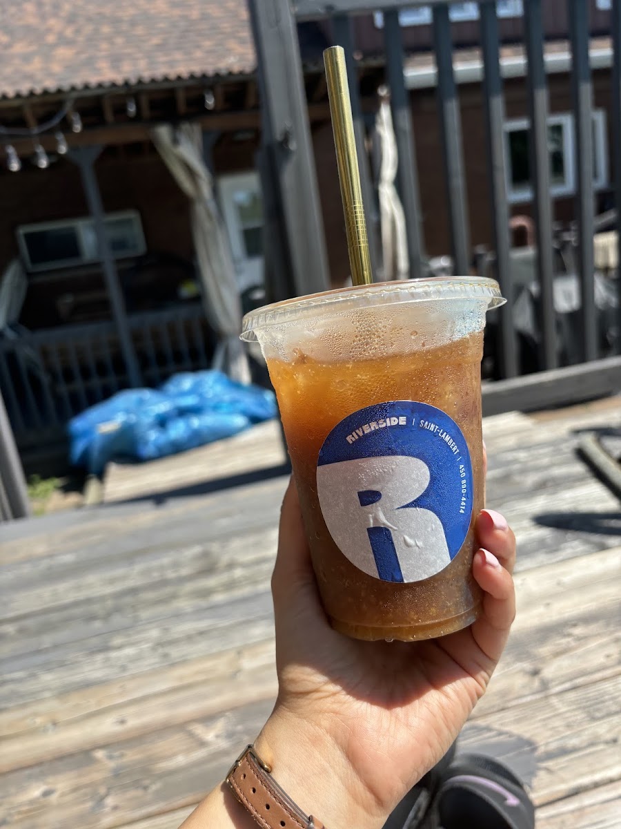 Le Riverside Cafe - 5