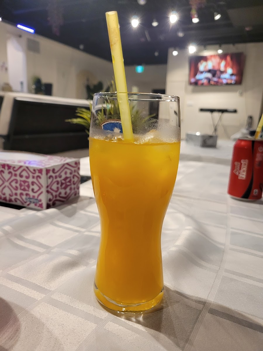 Blue Lounge Café - 5