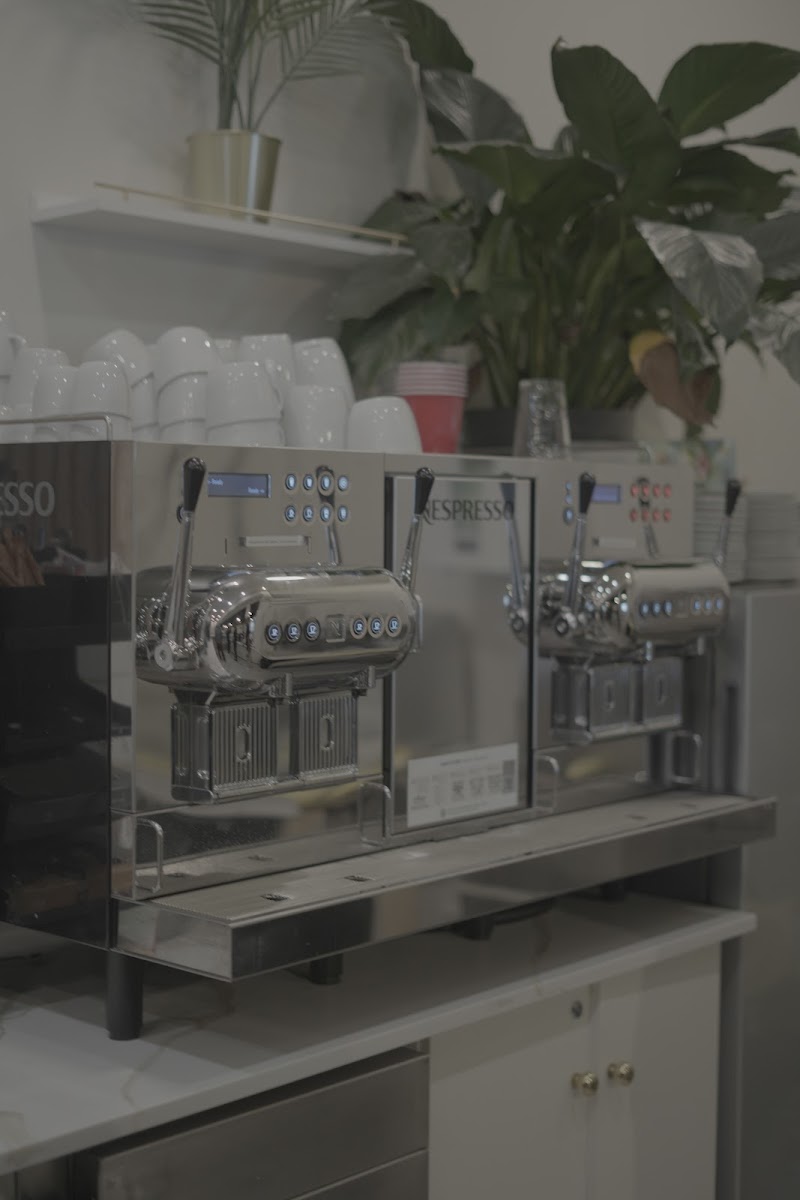 Blue Lounge Café - 7