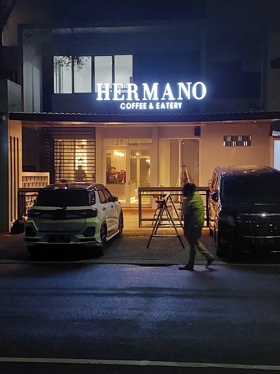 Hermano Coffee & Eatery BSD