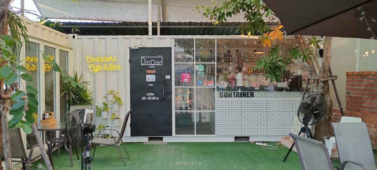 Din Dan cafe'